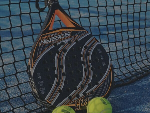 Reserve a spot - Padel tennis